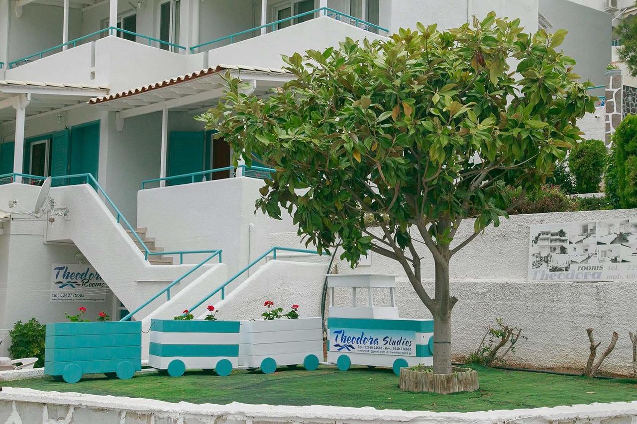 Theodora Rooms Poros Town Exterior photo