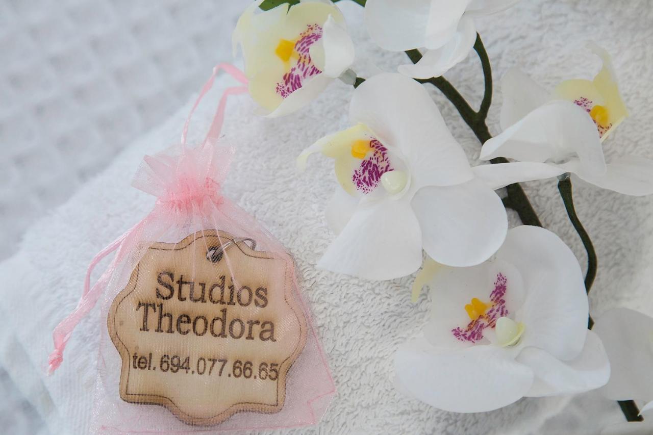Theodora Rooms Poros Town Exterior photo